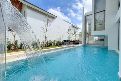 Designer 3BR Pool Villa in New Build LuxPride 4 L8 Residence – 사진 12